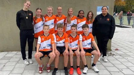 Teamfoto van Weidevogels J4