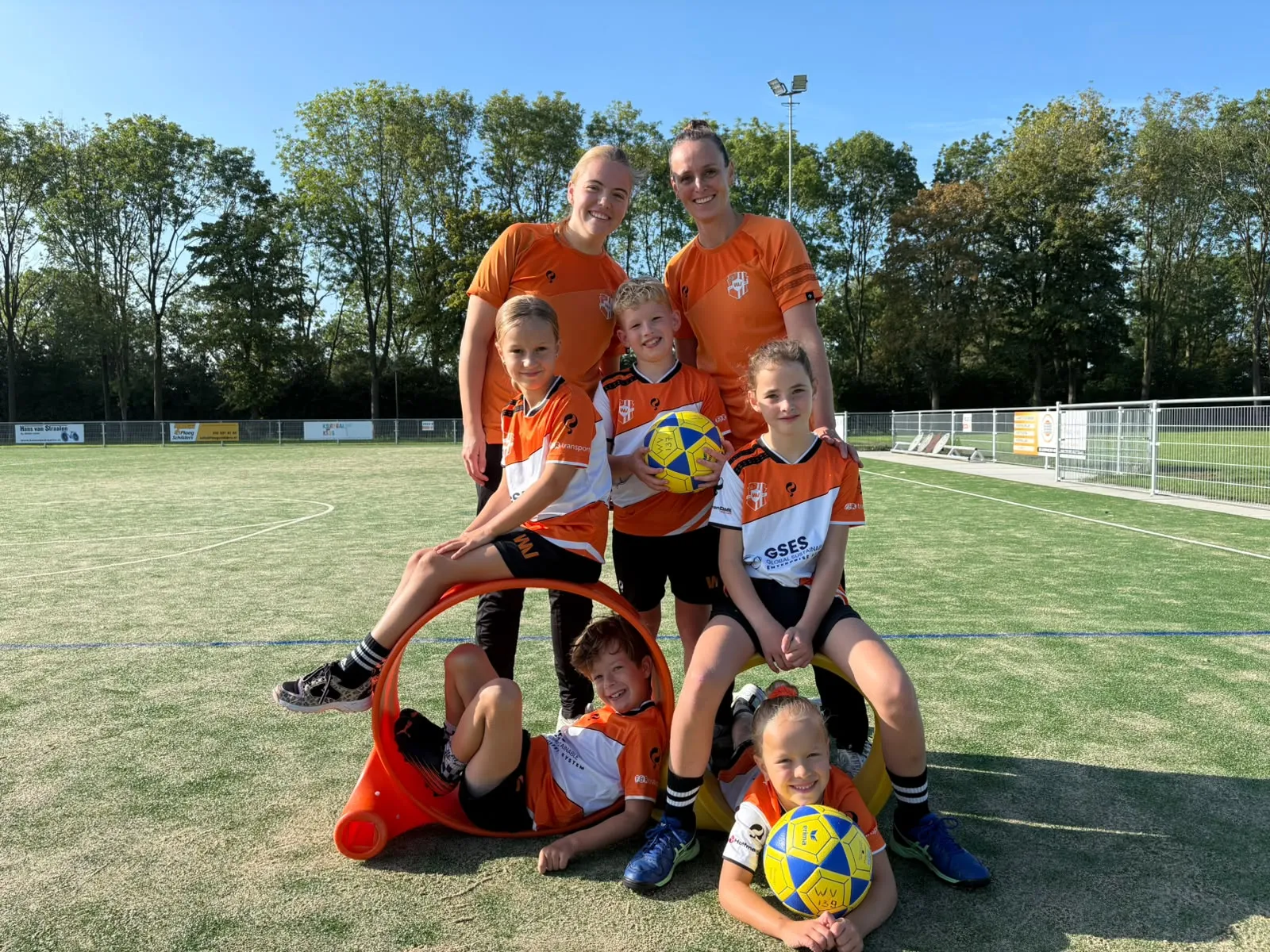 Teamfoto van Weidevogels J13